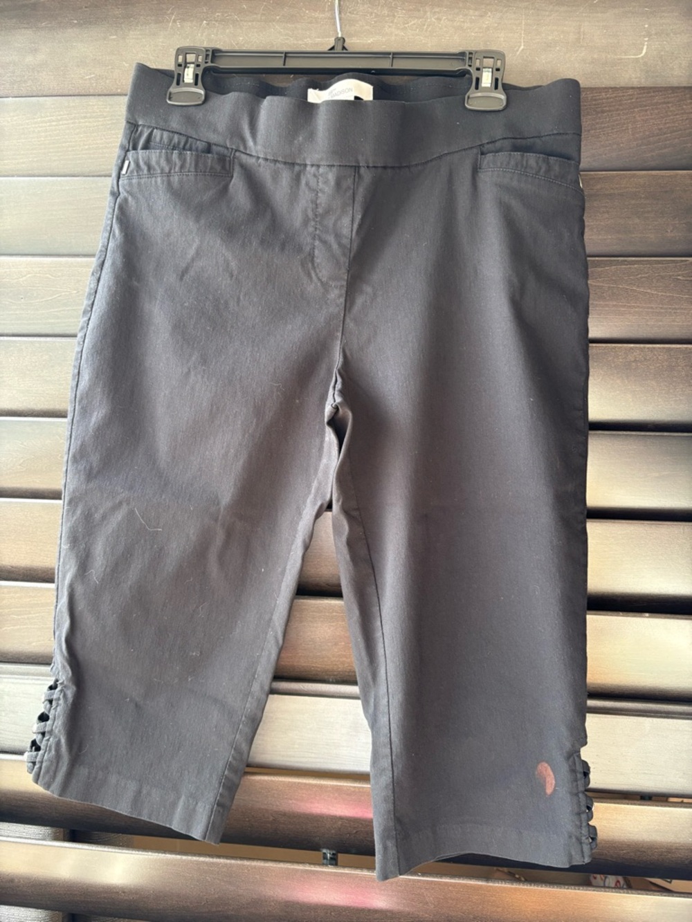 89th + Madison Black Capri Pants Petite Large Pedal Pushers